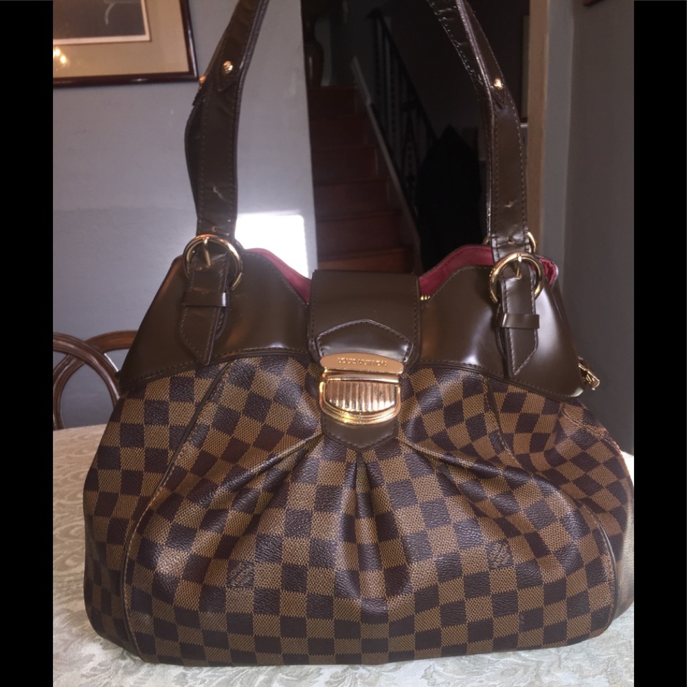 (Sold)Louis Vuitton Sistina GM (discontinued)
